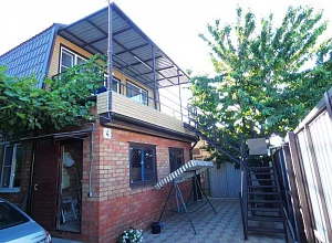 Этаж  Нижнесадовая 4