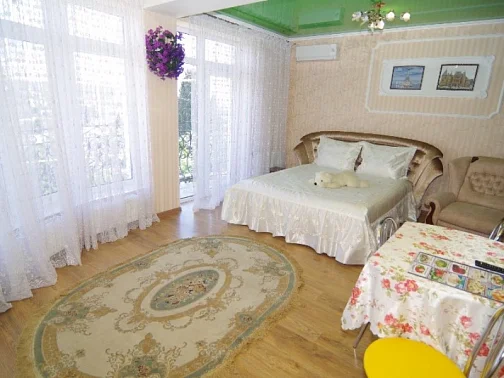 "У Ярославовны" гостевой дом, Алушта Фото: 29 из 47