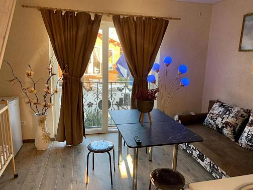 "Villa Leon" гостевой дом, Заозёрное Фото: 26 из 48