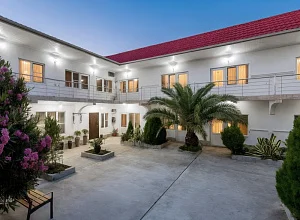 "Руслан и Джульета" частный сектор Алахадзы