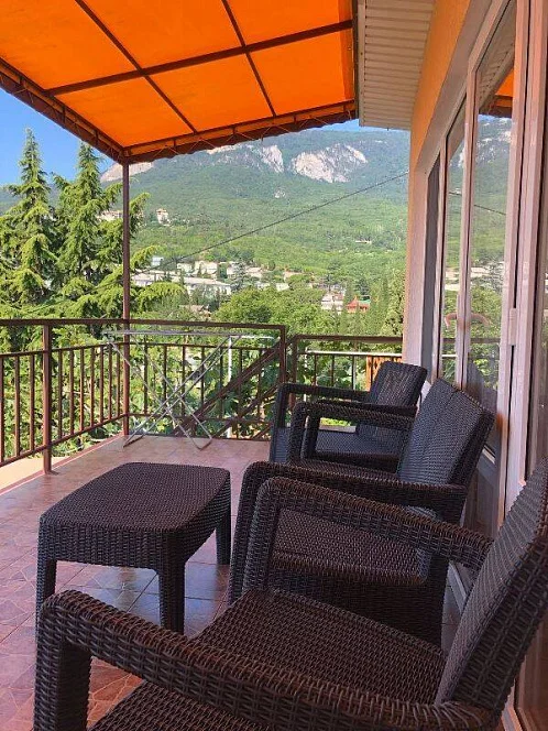 "Удачный" гостевой дом, Гурзуф Фото: 10 из 51