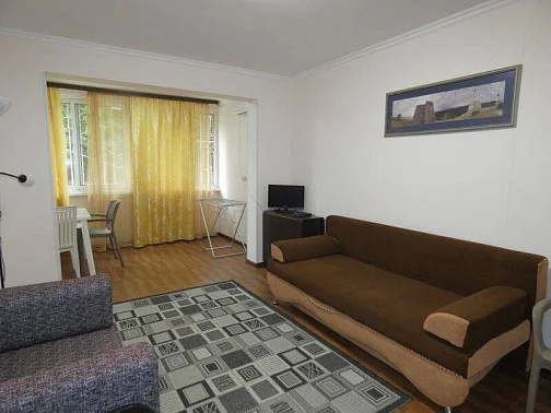 2х-комнатная квартира Агрба 3/2 кв 4, Пицунда Фото: 8 из 16