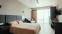 "Golden harbor resort otel" отель, Молочный