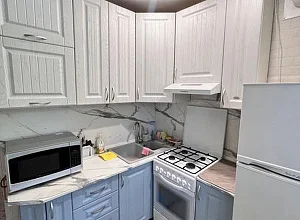 Дивноморское   Кирова 23 - квартиры снять посуточно