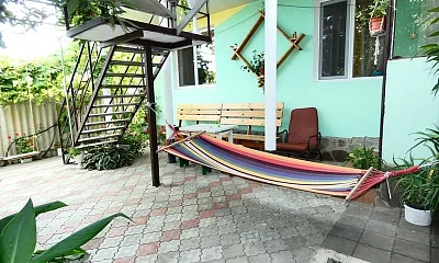 Частное домовладение Набережная 42/А, Береговое Фото: 1 из 46
