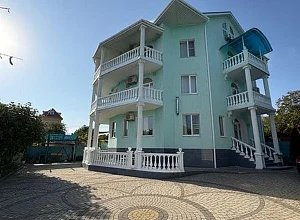 "Лазурь" гостевой дом