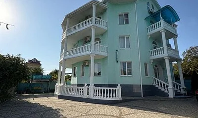 "Лазурь" гостевой дом, Бетта Фото: 1 из 45