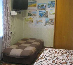 2х-комнатная квартира Нахимова 25