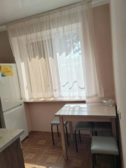 1-комнатная квартира Абазгаа 49/1 кв 54, Гагра Фото: 5 из 10