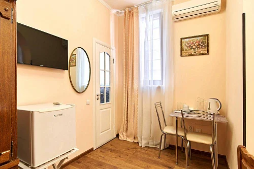 "Вилла Багратион" гостевой дом, Ялта Фото: 30 из 44