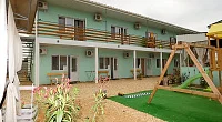 "Golden Sands (Золотые пески)" гостевой дом, Штормовое