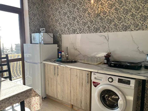 Этаж под-ключ Ардзинба 5/а, Новый Афон Фото: 5 из 15