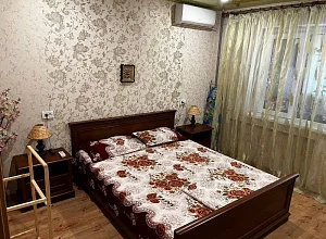 Отдых в Партените и Утесе   Фрунзенское шоссе 7 - снять посуточно