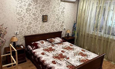 2х-комнатная квартира Фрунзенское шоссе 7, Партенит Фото: 1 из 16