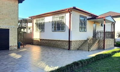 Дом под-ключ Адлейба 440, Сухум Фото: 1 из 18