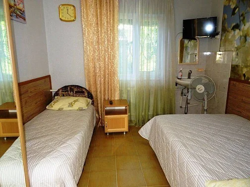 "Коттедж Рыжая такса" дом под-ключ, Лазаревское Фото: 9 из 10