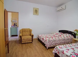 Вардане "Квартирка у моря"   - квартиры снять посуточно