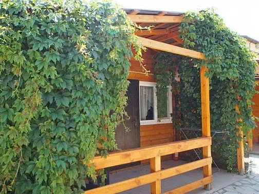 "Деревянные коттеджи На Лазурном" гостевой дом , Благовещенская Фото: 9 из 52