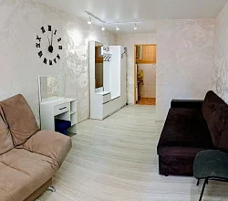 "С двором и гаражом" дом под-ключ