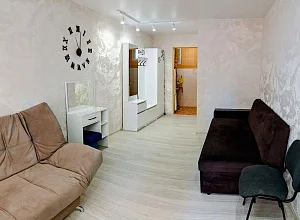 "С двором и гаражом" дом 