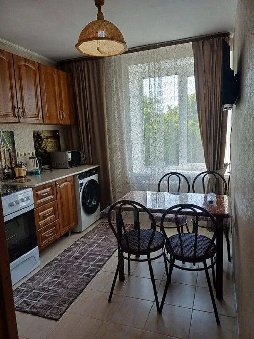 3х-комнатная квартира Кирова 21, Дивноморское Фото: 3 из 23