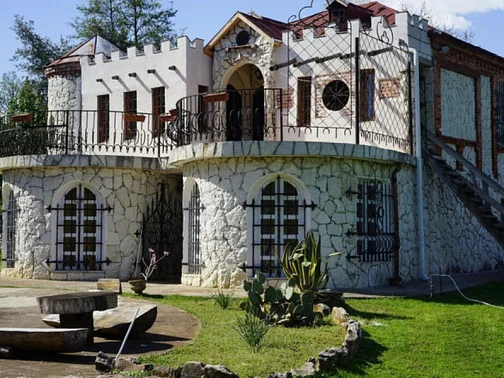 "Вилла Замок Хаита" дом под-ключ, Гудаутский р-н Фото: 2 из 45