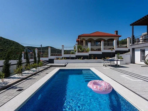 "Апартаменты Люкс с террасой и бассейном" апарт-отель, Абрау-Дюрсо Фото: 7 из 37