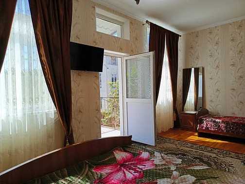 "Абазинская 10" гостевой дом, Сухум Фото: 25 из 43