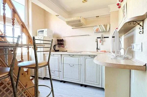 1-комнатная квартира Фото: 2 из 8