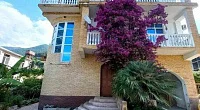 "Золотая вилла Бугенвиллия" гостевой дом, Гагра