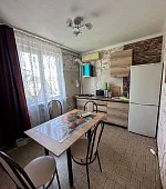 "Этаж под-ключ с кухней"