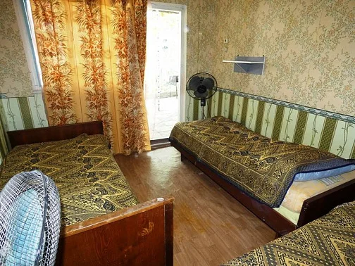 Частное домовладение Партизанки Прокопенко 18, Феодосия Фото: 24 из 28