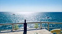 "До моря 9 метров" гостевой дом (эллинг), Алушта