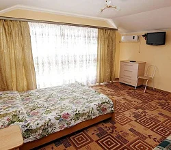 "У Людмилы Ивановны" частный сектор