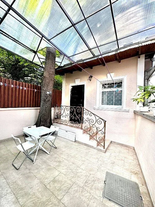 2х-комнатная квартира Екатерининская 10 кв 5, Ялта Фото: 2 из 23