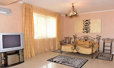 Гостевые комнаты Алупкинское шоссе 72/Г , Мисхор Фото: 1 из 19