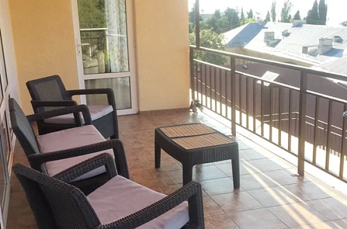 Люкс 2х-комнатный  Фото: 2 из 6