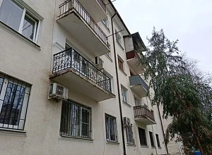 Отдых в Сухуме   Воронова 24 кв 5 - снять посуточно