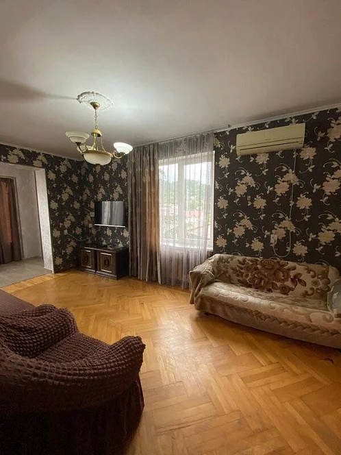3х-комнатная квартира Акиртава 9 кв 16, Сухум Фото: 11 из 20