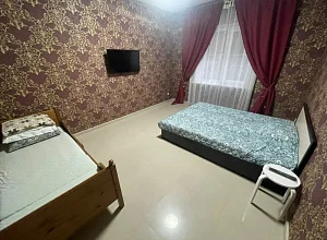 Дом  Короленко 1/1