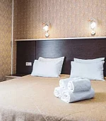 "Стандарт с видом на бассейн"