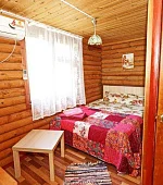 "3х-местный в деревянном коттедже с террасой" "3х-местный в деревянном коттедже с террасой"