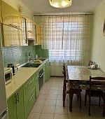 "Апартаменты 2х-комнатные с кухней-столовой и персональным внутренним двориком" 3х-местные