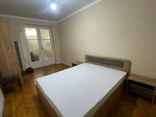 2х-комнатная квартира Ардзинба 64 кв 18, Гудаута Фото: 7 из 11