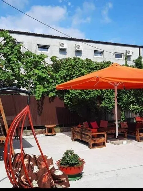 "У Ларисы" гостевой дом, Гагра Фото: 4 из 48