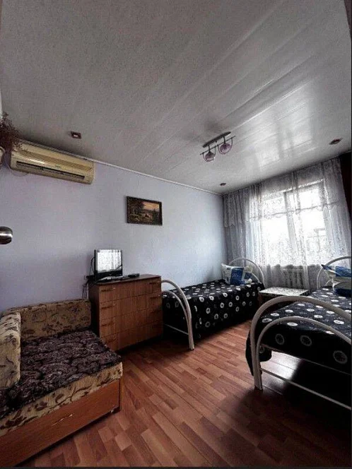 2 этаж под-ключ Розы Люксембург 25, Геленджик Фото: 5 из 8