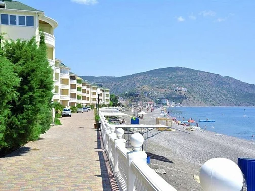 "Villa Oliva" отель, Рыбачье Фото: 4 из 28