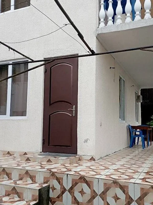 2х-комнатная квартира Черкесская 3, Гагра Фото: 2 из 14