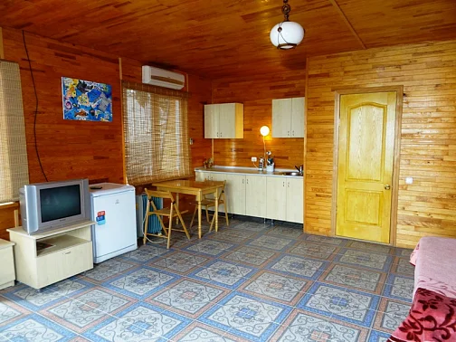 "Кипарис" гостевой дом, Солнечногорское Фото: 16 из 30