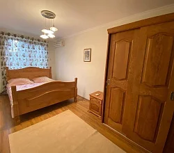 2х-комнатная квартира Лакоба 56 кв 10